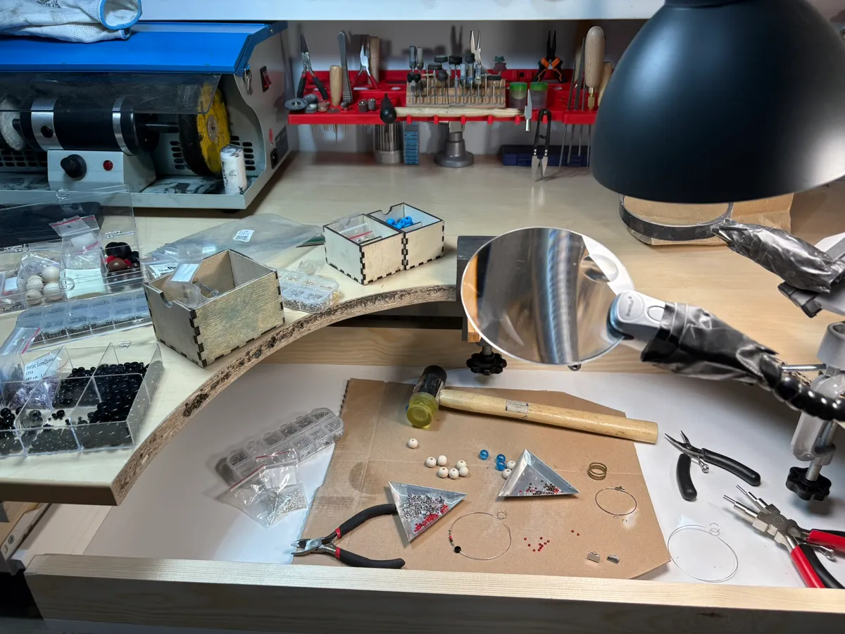 AEJaCA workshop — jewelry and digital fabrication studio